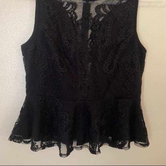 For Love a d Lemons Top. - Picture 3 of 6